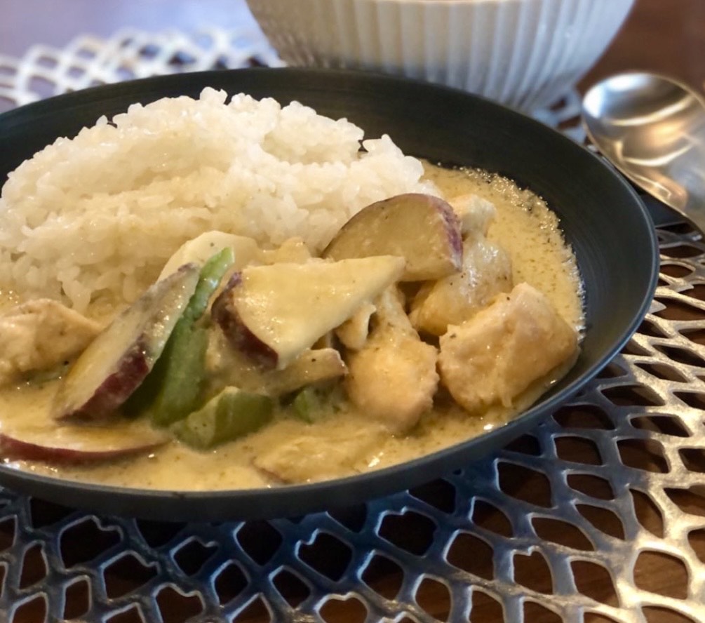 【11/28(木)開催】 湯癒草々ハーバルキッチン ~秋冬野菜のグリーンカレーづくり~
